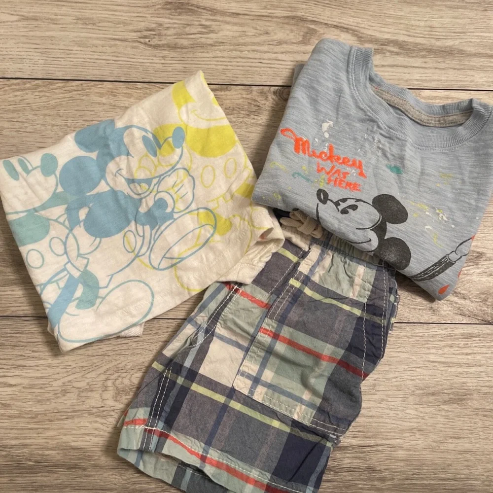 Gap Mickey Bundle Boys Size 2 ( Perfect For Topolinos Character Dining)
